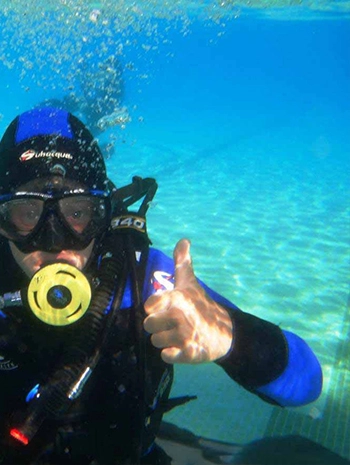 After work scuba diving lessons with the Cabeço Alto crowd